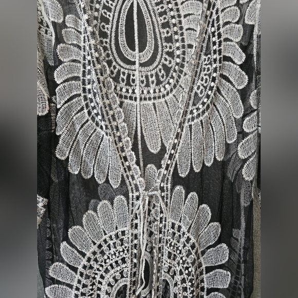 Casa B Sheer Black Lace Tie Up Embroidered Kimono Beach Cover Up One Size - Picture 3 of 4